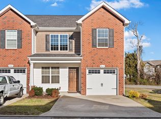 800 Bonneville Ln, Smyrna, TN 37167