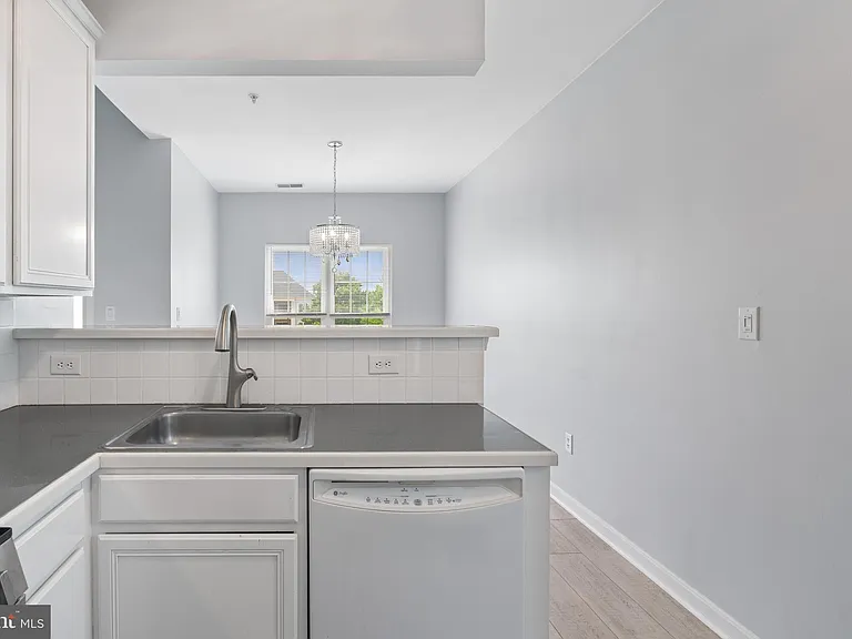 11333 Westbrook Mill Ln #301 — Photo 13