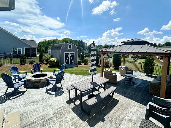 2nd image of 328 Nantahala Lake Way