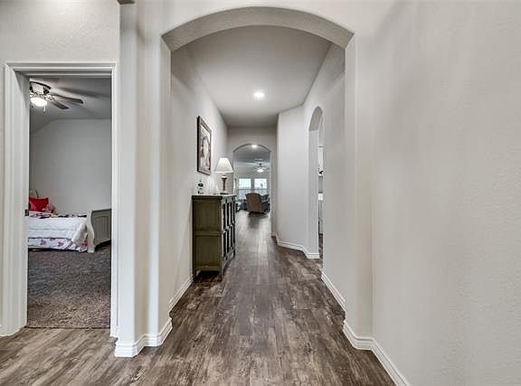 3rd image of 3128 Honeycomb Way