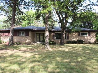 5698 Wright Dr, Troy, MI 48098