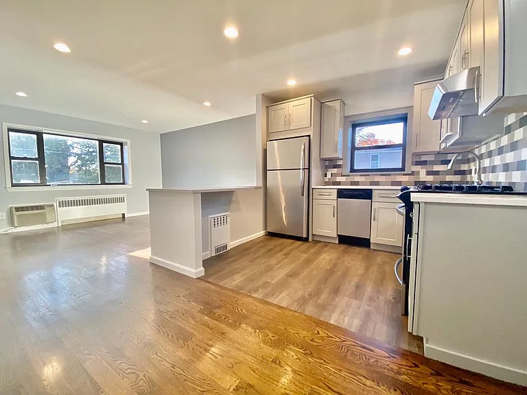 Stonelea Pl — Photo 16