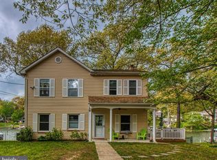 8380 Country Life Rd, Pasadena, MD 21122