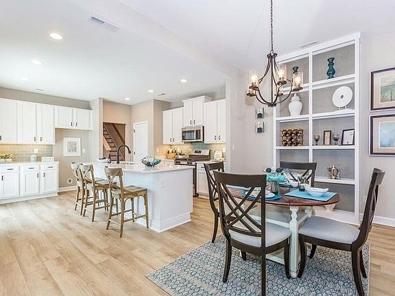 These photos are representative of this floor plan, but all options may not be available in every co