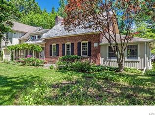 2 Moffat Rd, Washingtonville, NY 10992