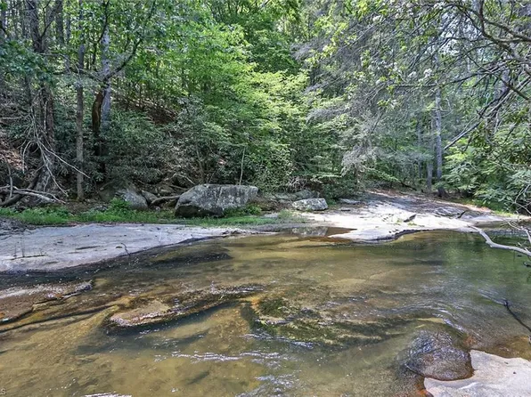 408 Stone River Dr, Traphill, NC 28685