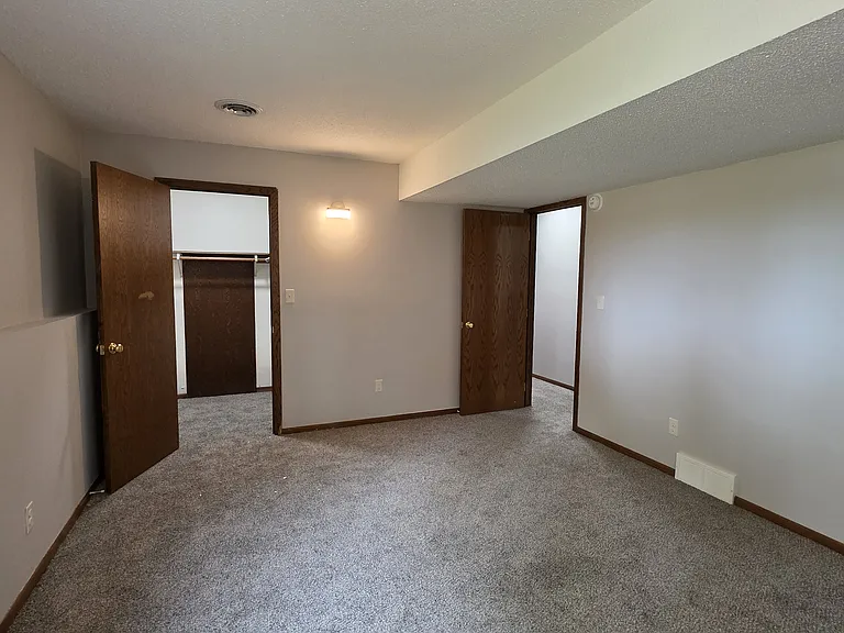 1505 Orchard Dr — Photo 11