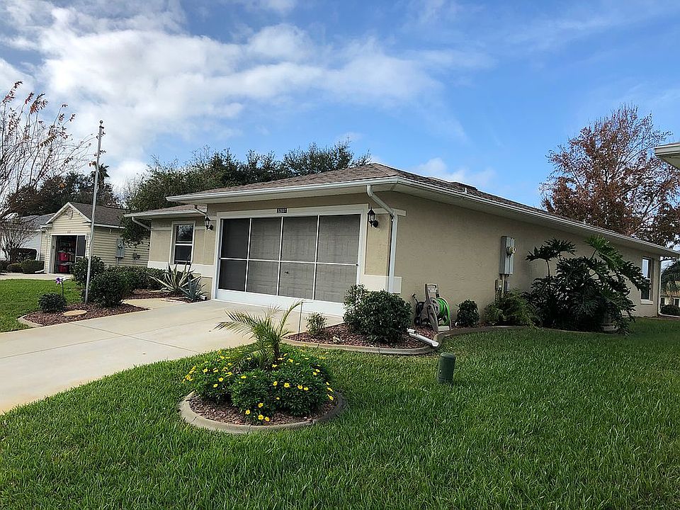 2nd image of 32837 Crooked Oaks Ln