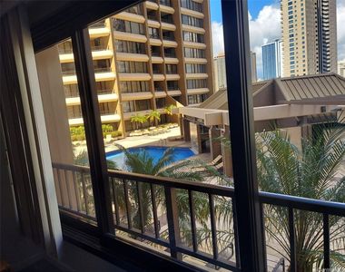 1778 Ala Moana Blvd APT 1217, Honolulu, HI, 96815