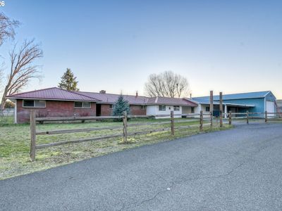 71642 SW Park Ln, Pendleton, OR, 97801