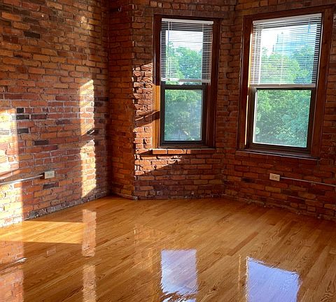 3rd image of 223 Park Dr APT 42
