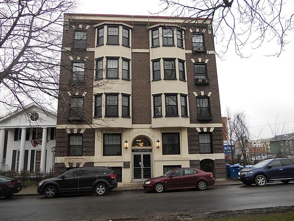 3rd image of 49 Johnson Park APT 8