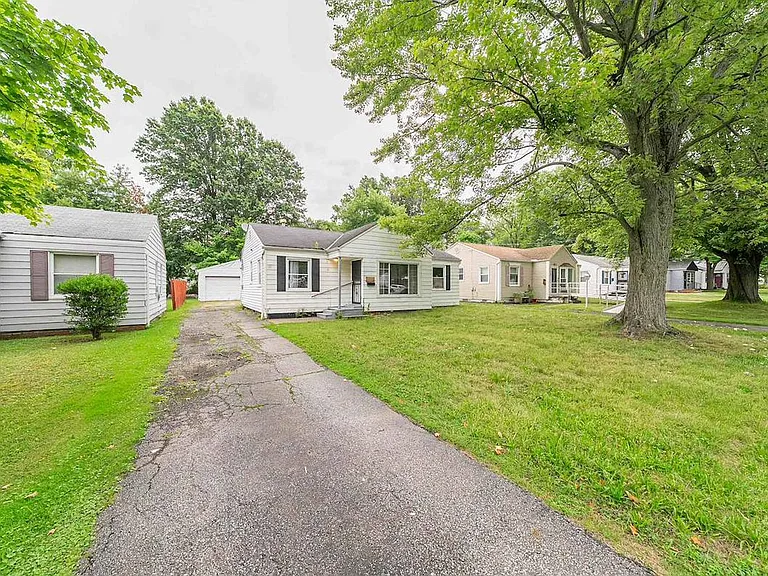 2533 Greenvale Rd — Photo 7