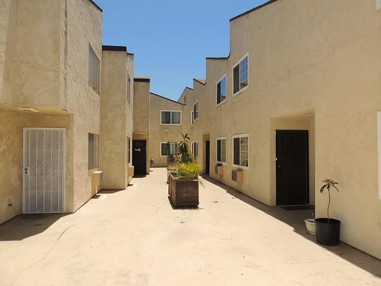 1127 D Ave #C — Photo 10