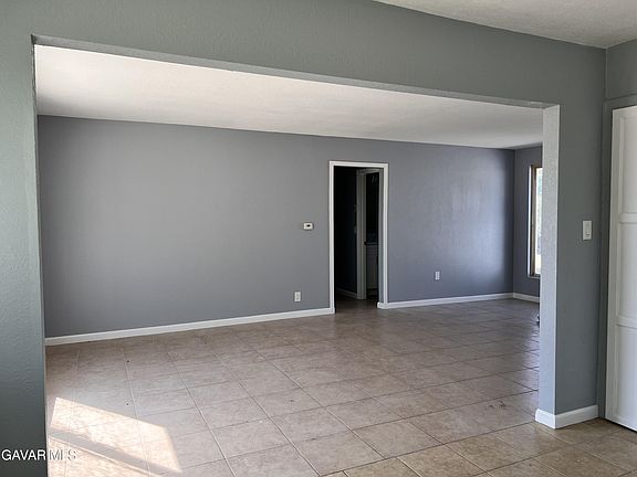 3rd image of 1222 Boyden Ave