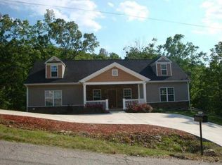 3185 Manor Rdg, Gainesville, GA 30506