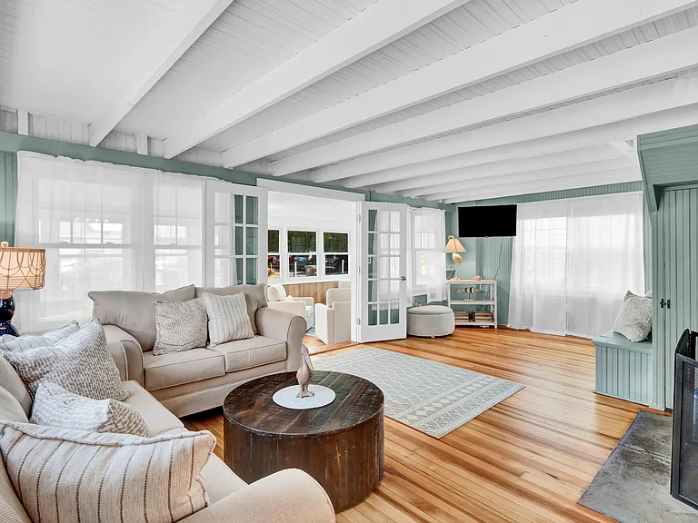 7 Whitecap Rd — Photo 11