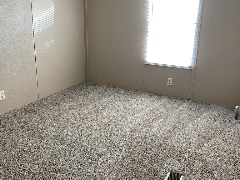 Highland Acres — Photo 16