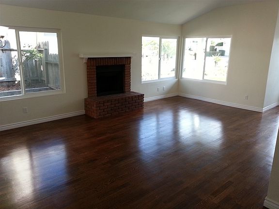 4th image of 514 Hemphill Dr