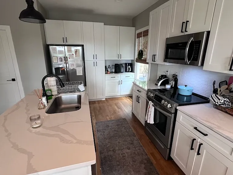 4205B Elkins Ave — Photo 6