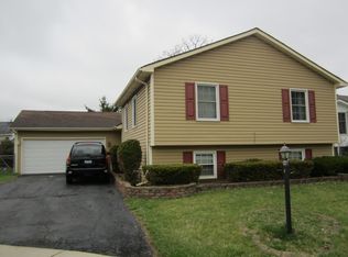 46 Evergreen Dr, Streamwood, IL 60107