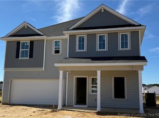 527 Melbourne Dr, Raeford, NC 28376