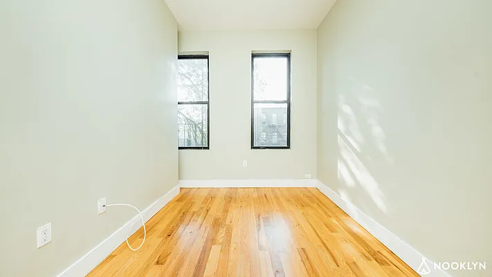 Rented by Nooklyn NYC LLC | media 8