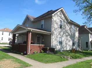 706 S 6th St, Coshocton, OH 43812