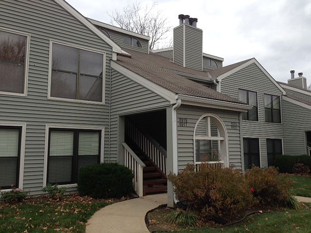 1st image of 8913 W 106th Ter