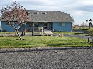 8849 Hillcrest Dr NE, Moses Lake, WA 98837