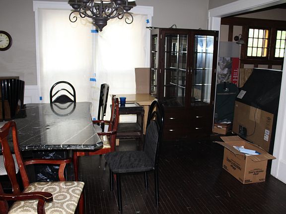 3rd image of 134 Connecticut St