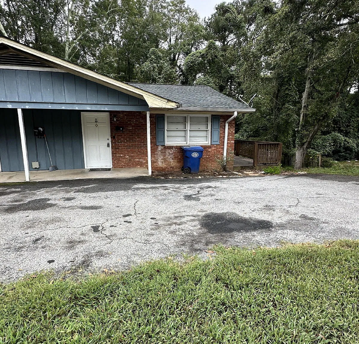 2 bed, 1.0 bath, $1,265 — Photo 4