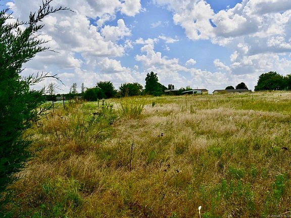 3rd image of 5890 County Road 1500