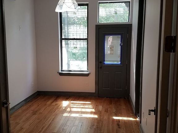 4th image of 18 Park St #1RF