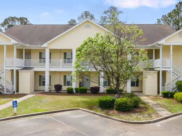 5876 Longwood Dr. #201, Murrells Inlet, SC 29576