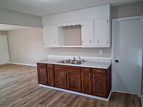 4th image of 605 Dayton Mountain Hwy #5