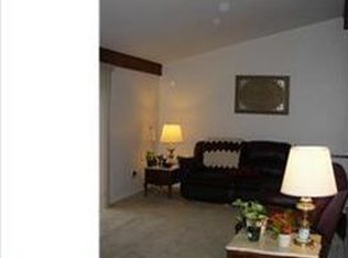 117 Tall Pines Rd, Newark, DE 19713