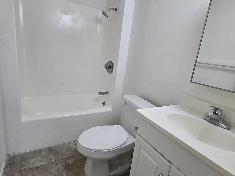 2437 Tusitala St #202 — Photo 7