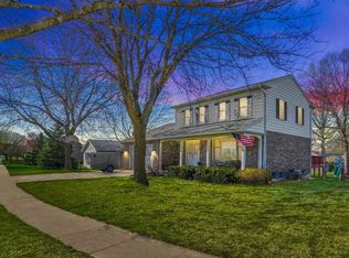 2314 W Bremer Ave, Waverly, IA 50677