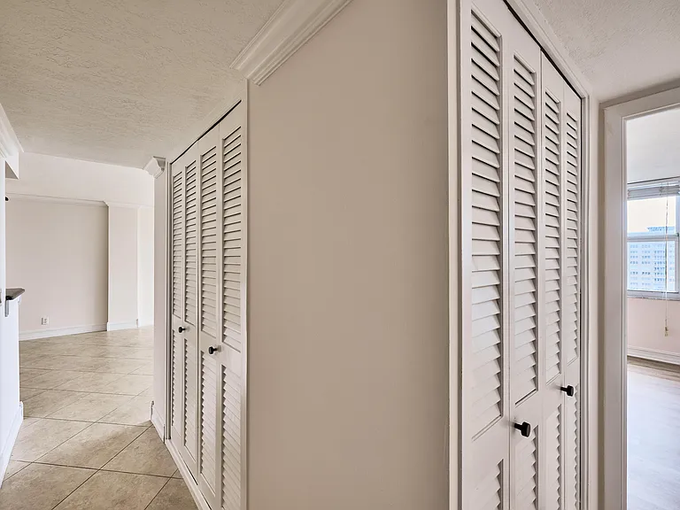 305 N Pompano Beach Blvd #1204 — Photo 12