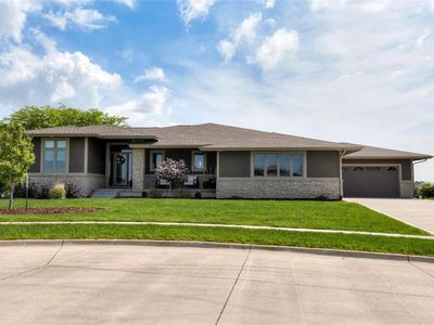 4907 161st St, Urbandale, IA, 50323