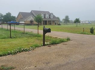 1335 Hill Valley Dr, Stephenville, TX 76401