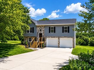 4362 Calico Rd, Lenoir, NC 28645