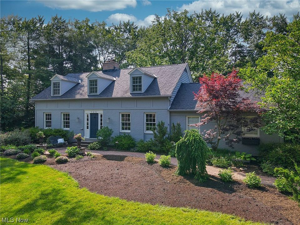 1st image of 146 Old Orchard Dr