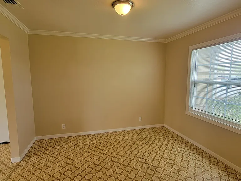6324 Fruitridge Rd — Photo 5