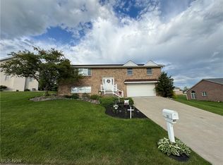 262 Harmony Dr, Wintersville, OH 43953