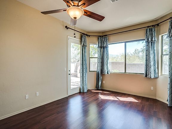 4th image of 1183 W Doolan Dr