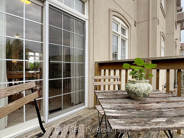10 Post Oak Dr #10 — Photo 4