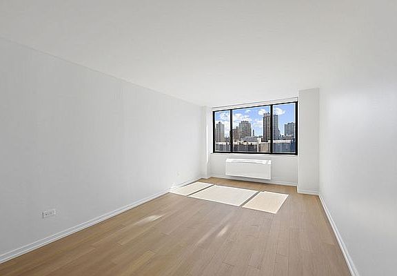 3rd image of 75 W End Ave APT C16f