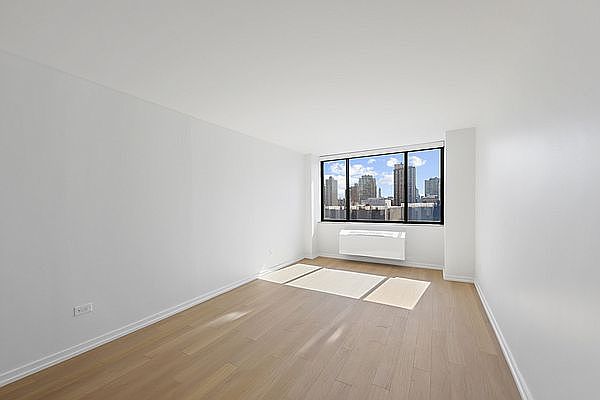1st image of 75 W End Ave APT C21a